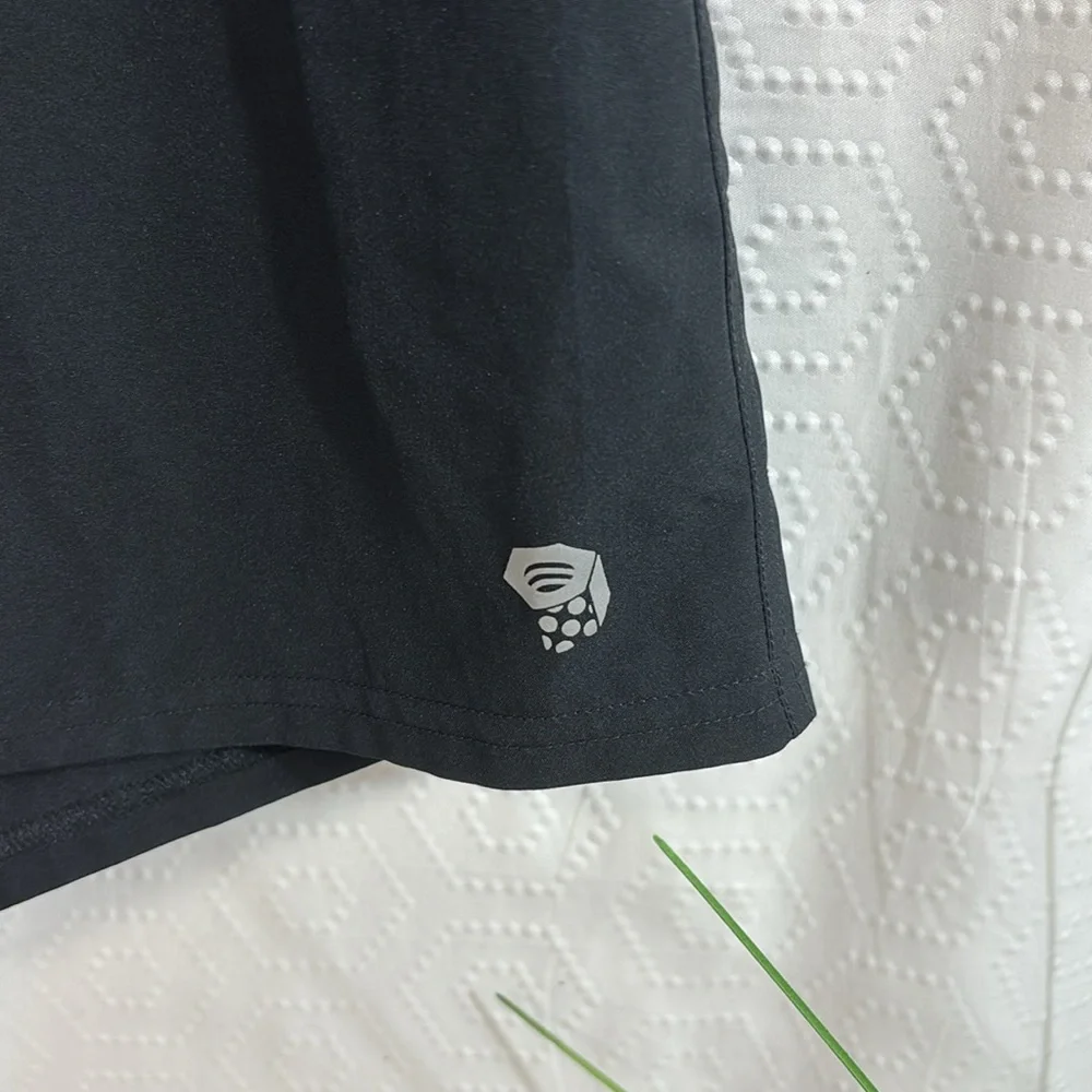 Mountain Hardwear Black Athletic Shorts